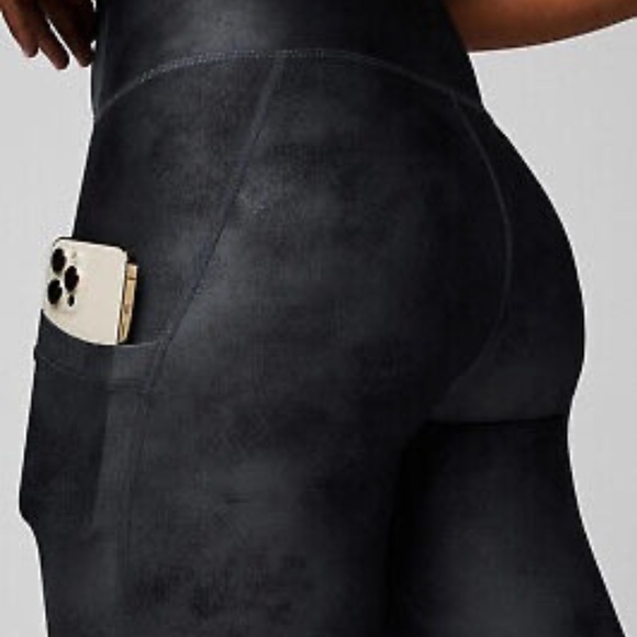 Fabletics Cold Weather High-Waisted Pocket Legging - Picture 3 of 6